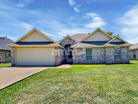 6501 Gardenia Dr in Rowlett, TX - Building Photo