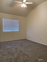 4408 Sylvia Dr in Killeen, TX - Foto de edificio - Building Photo