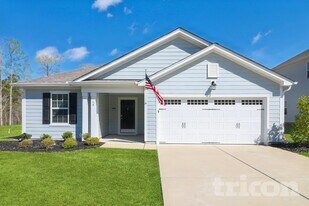 64 Crew Clb Ct in Clayton, NC - Building Photo