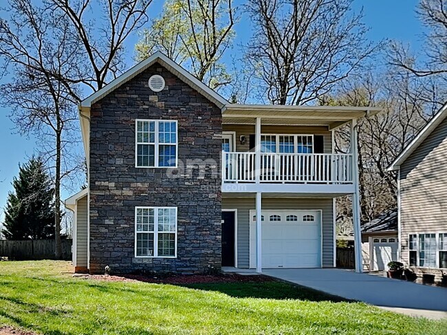 property at 5400 Regent Village Dr