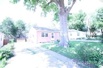 1250 Butler Ave in Lincoln, NE - Building Photo - Building Photo