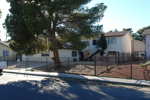 Bruce Gardens in Las Vegas, NV - Building Photo