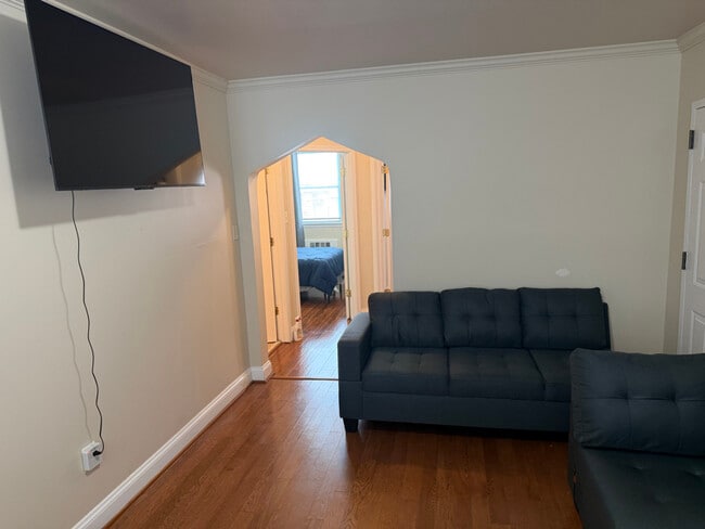 4309 Norfolk Ave, Unit 1st Floor in Baltimore, MD - Foto de edificio - Building Photo