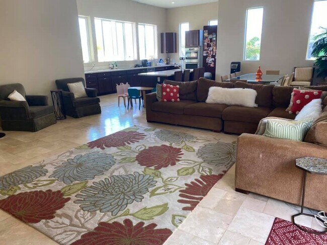 182 Keoneloa St in Wailuku, HI - Building Photo - Building Photo