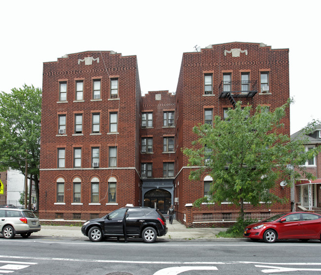 Sylvan Court in Brooklyn, NY - Building Photo - Building Photo