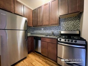 1309 Oak Ave in Evanston, IL - Building Photo - Building Photo