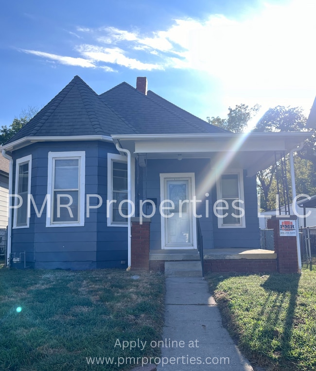 property at 917 N 13th St