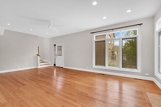 241 Jeffreys Pl in Highwood, IL - Building Photo - Building Photo