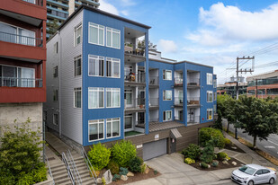 500 Elliott Ave W in Seattle, WA - Building Photo