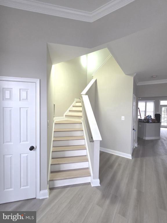 676 McLeary Square SE in Leesburg, VA - Building Photo - Building Photo