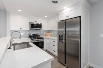 1199 E 1st St in Tustin, CA - Building Photo - Building Photo