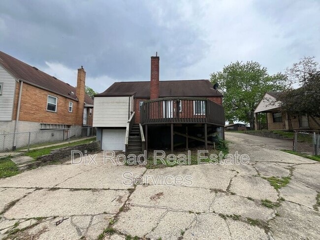 4988 Mt Alverno Rd in Cincinnati, OH - Building Photo - Building Photo