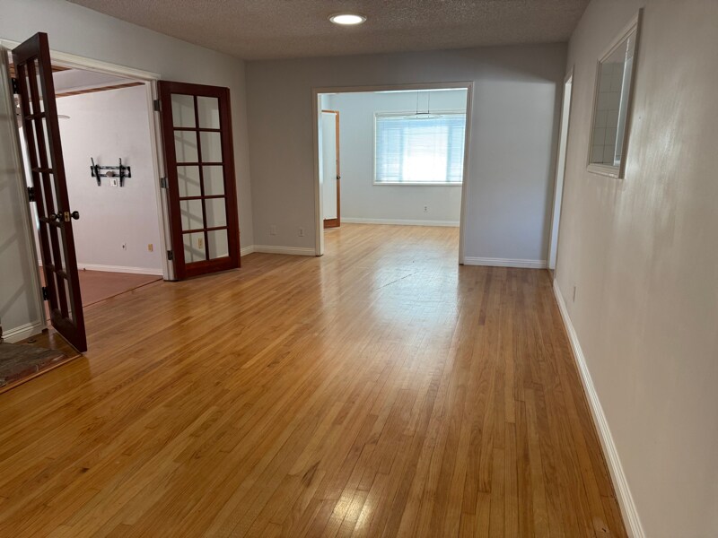 260 Arnett Ave in Ventura, CA - Building Photo