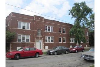 5248 W Potomac Ave in Chicago, IL - Building Photo - Building Photo