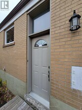 256 Sylvan Ave in Toronto, ON - Building Photo - Building Photo