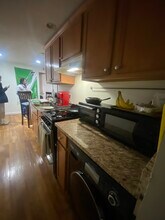 49 Hemenway St, Unit 20 in Boston, MA - Foto de edificio - Building Photo