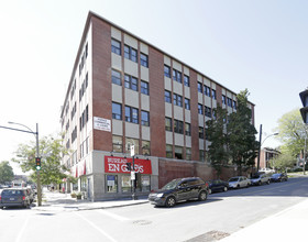 5151-5165 Sherbrooke Rue O in Montréal, QC - Building Photo - Building Photo