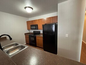 3308 SW Victoria Pl in Bentonville, AR - Building Photo - Building Photo