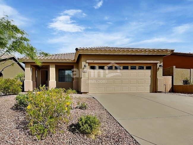 property at 2476 W Lewis and Clark Trail