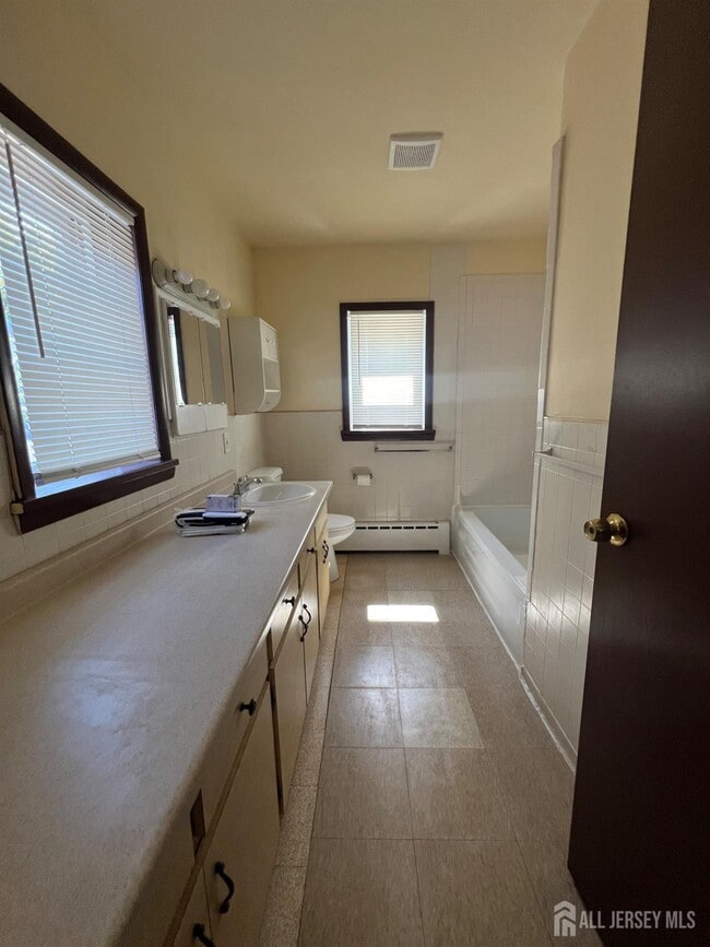 46 Delafield St in New Brunswick, NJ - Building Photo - Building Photo