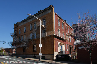 124 Speedwell Ave in Morristown, NJ - Building Photo - Building Photo