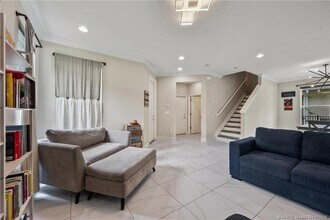 1813 NW Cataluna Cir in Port St. Lucie, FL - Building Photo - Building Photo
