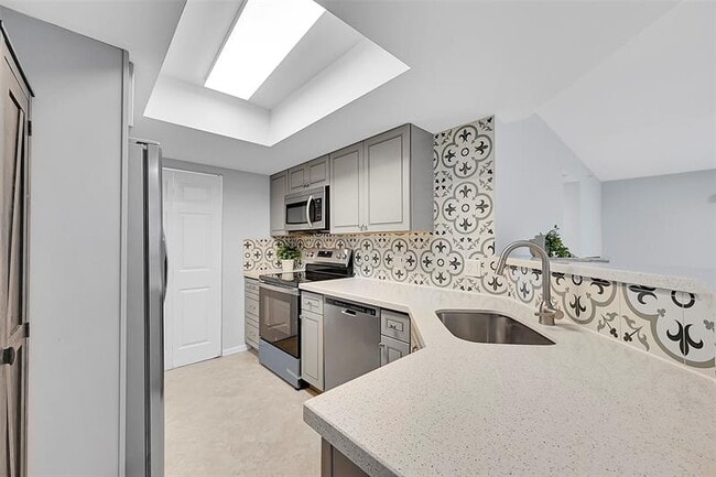 property at 5005 Wiles Rd