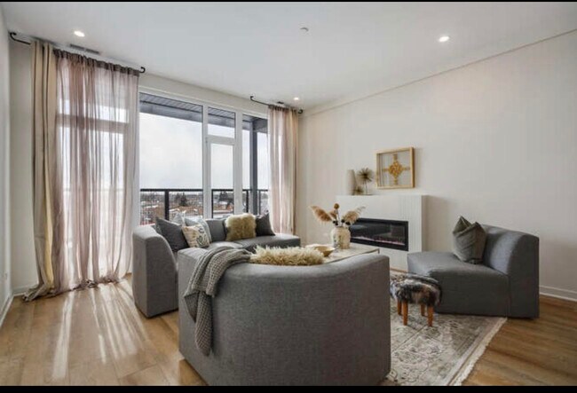 6340 W Belmont Ave in Chicago, IL - Foto de edificio - Building Photo