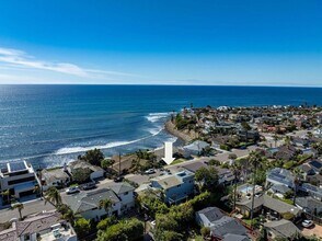 5247 Chelsea St in San Diego, CA - Building Photo - Building Photo