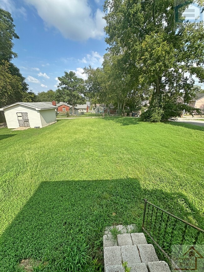1002 33rd Ave N in Nashville, TN - Building Photo - Building Photo