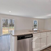 4057 Reinfield Dr in Inman, SC - Building Photo - Building Photo