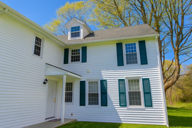 1 Lee Rd in Lisbon, CT - Building Photo - Building Photo