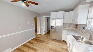 1177 Connie Ave in Madison Heights, MI - Building Photo - Building Photo