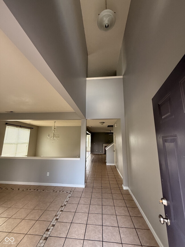 7824 Newhall Way in Indianapolis, IN - Building Photo - Building Photo