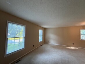 5 Sedley Ct in Greensboro, NC - Building Photo - Building Photo