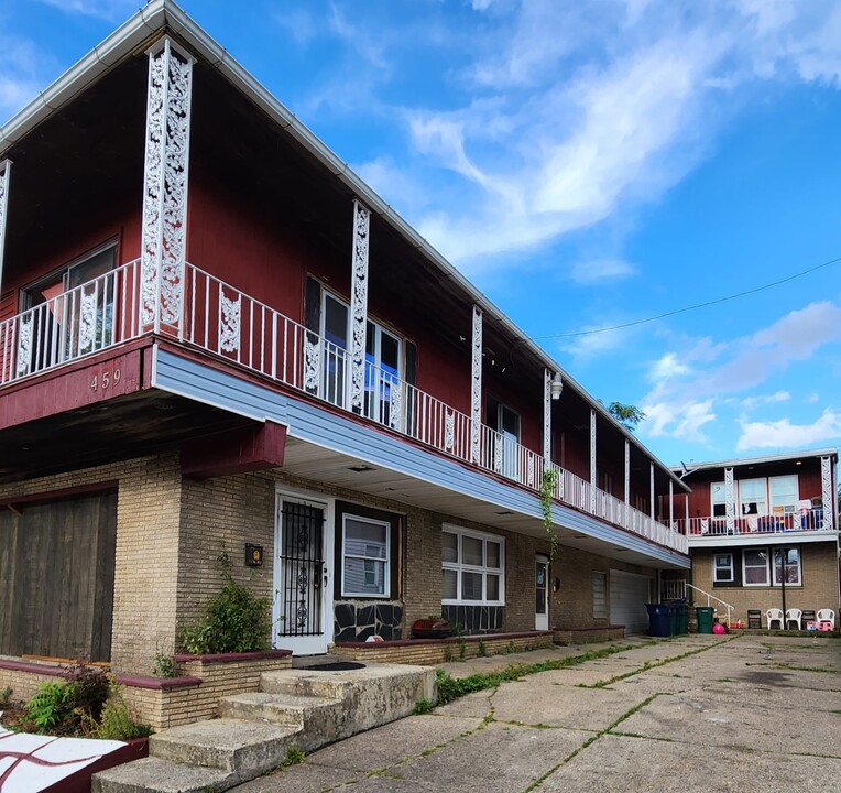 459 Fillmore Ave in Buffalo, NY - Building Photo