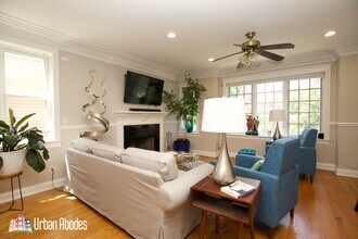 3721 N Clifton Ave in Chicago, IL - Foto de edificio - Building Photo