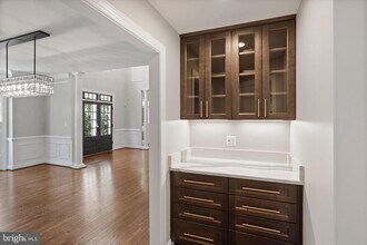 2751 Cody Rd in Vienna, VA - Building Photo - Building Photo