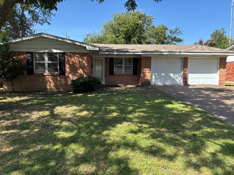 1000 N 58th St in Waco, TX - Building Photo