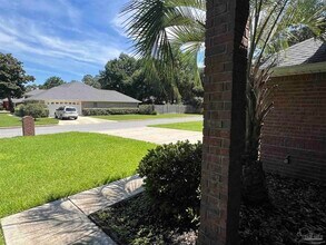 7951 Amethyst Dr in Pensacola, FL - Building Photo - Building Photo