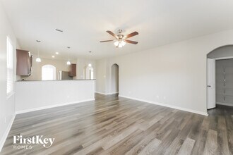 25069 Authors Dr in Magnolia, TX - Building Photo - Building Photo