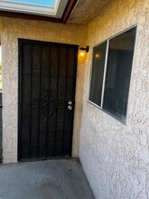 42737 42nd St W in Quartz Hill, CA - Building Photo - Building Photo