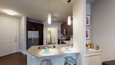Berkshire Amber in Dallas, TX - Foto de edificio - Building Photo