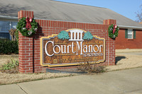 Court Manor Apartments in Prattville, AL - Building Photo - Building Photo