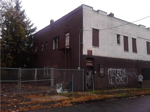98-100 Brookdale Ave in Newark, NJ - Foto de edificio - Building Photo