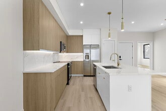 Parc West in North Bergen, NJ - Building Photo - Building Photo