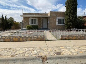 613 Olson St in El Paso, TX - Building Photo