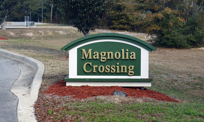 Magnolia Crossing in Pace, FL - Building Photo - Building Photo