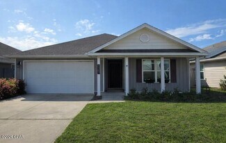 7147 Hatteras Blvd in Panama City, FL - Building Photo