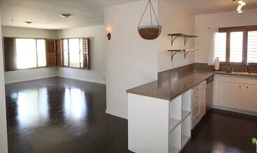 1480 E Palm Tree Dr, Unit none in Palm Springs, CA - Foto de edificio - Building Photo